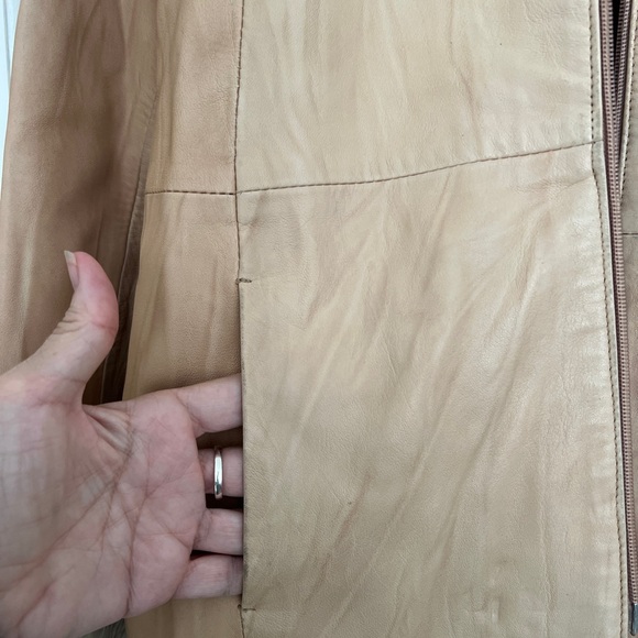 Tan/Cream leather coat, size L (approximately size 10-12 US) - Picture 2 of 11